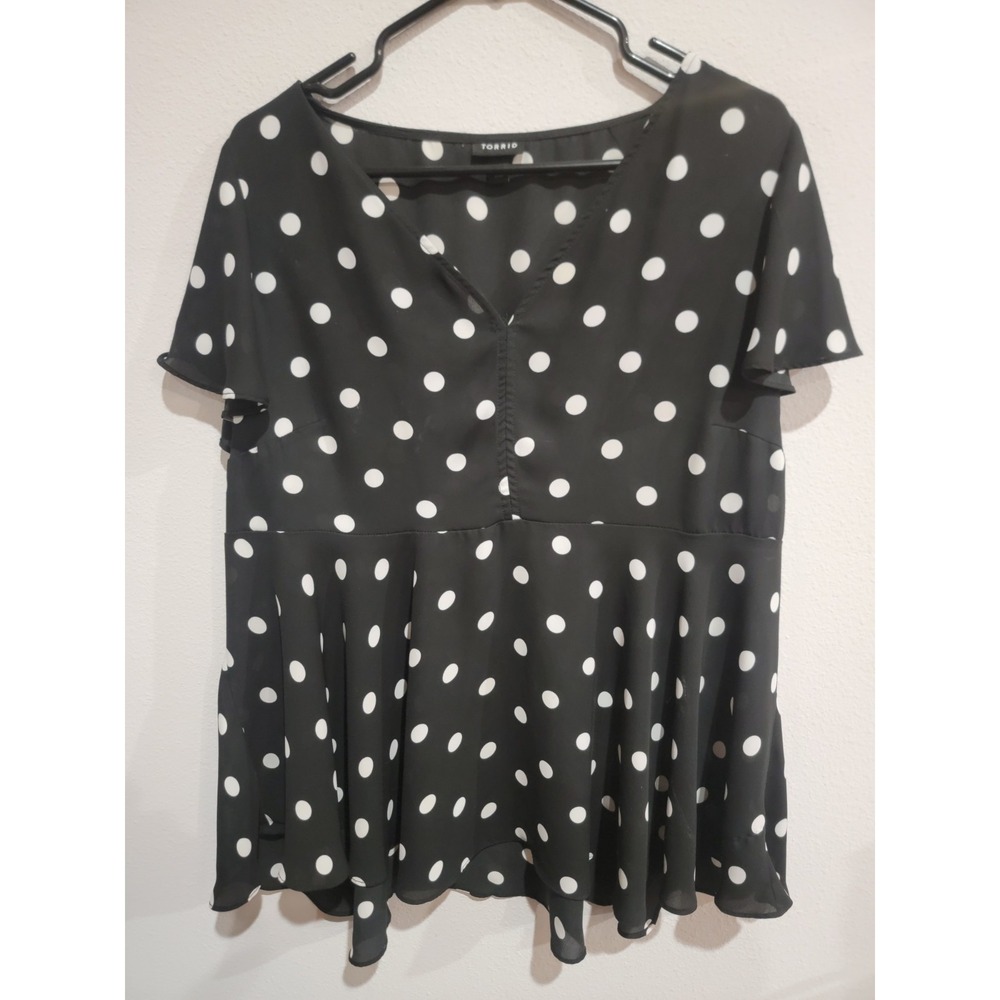 Torrid Women's Short‎ Flutter Sleeve Black White Polka Dot Semi-sheer Top 2 2X